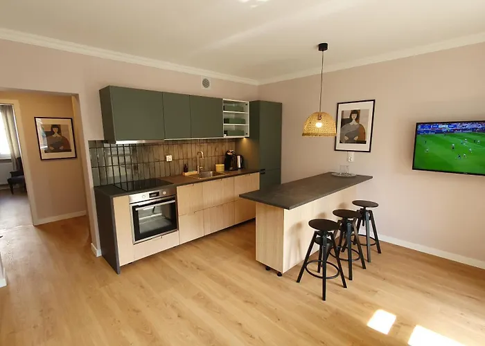 Parkside Retreat
